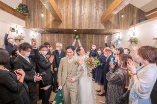 結婚式とは、過去と未来を結ぶ感動の日